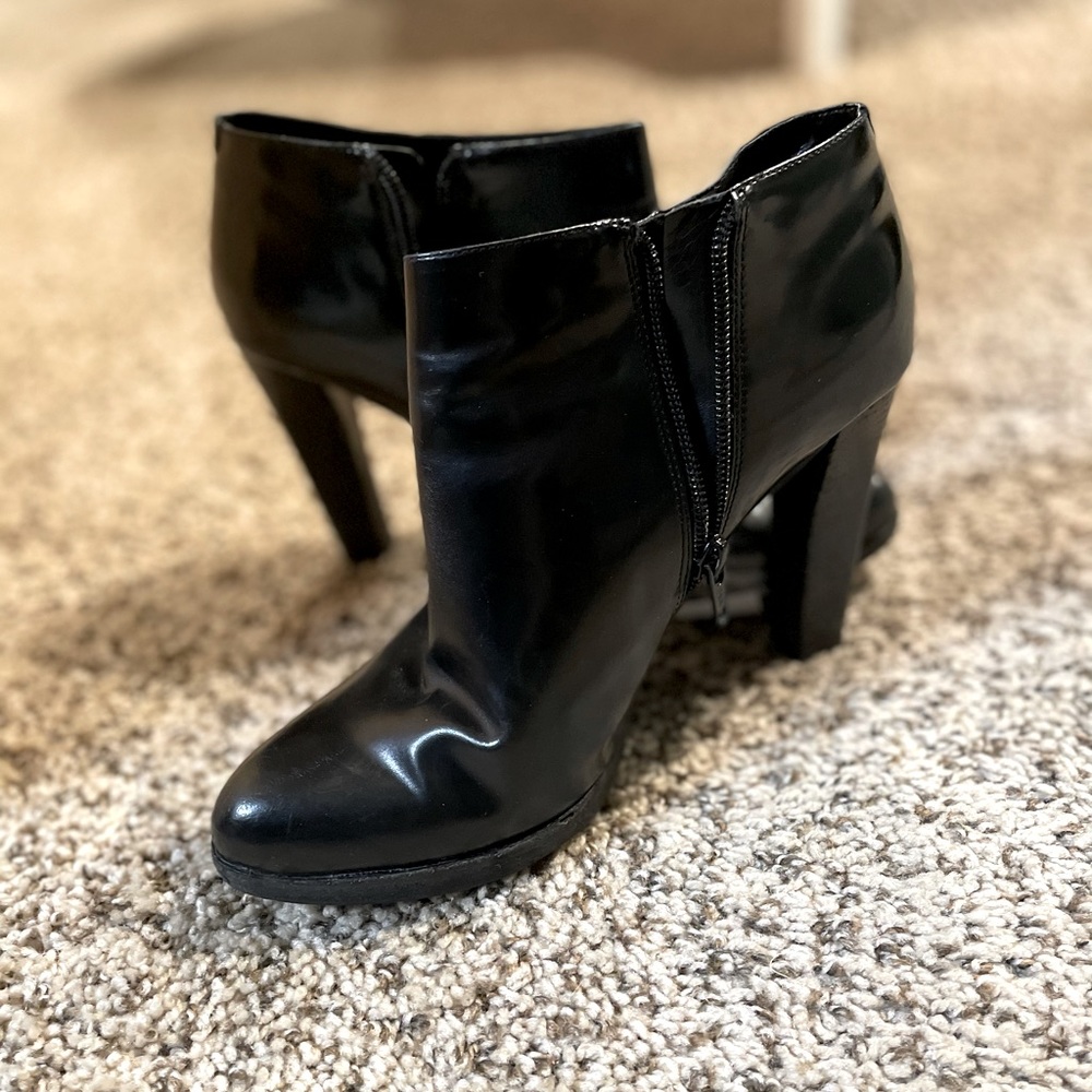 Nine West booties